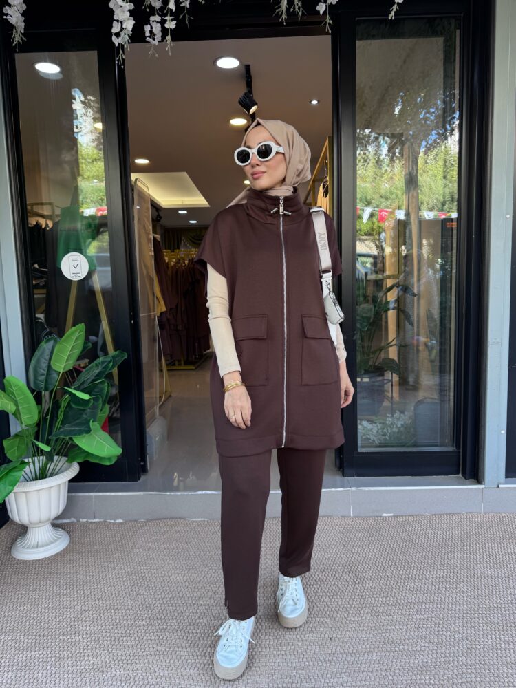 Belden Büzgülü Yelekli Takım-Kahverengi