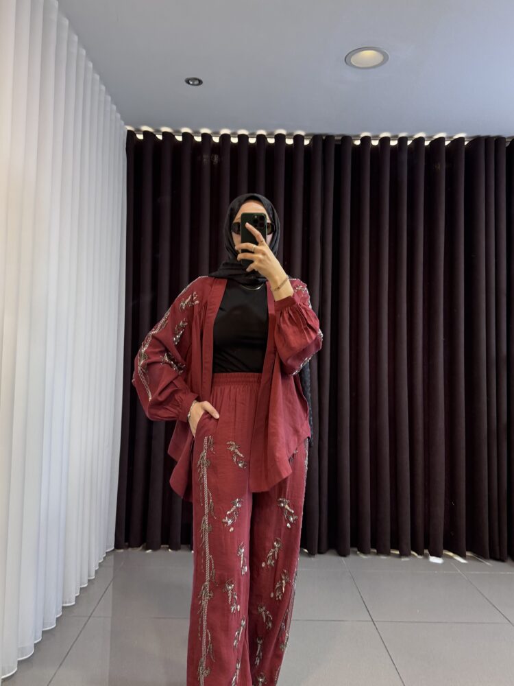 Aura İşlemeli Takım-Bordo